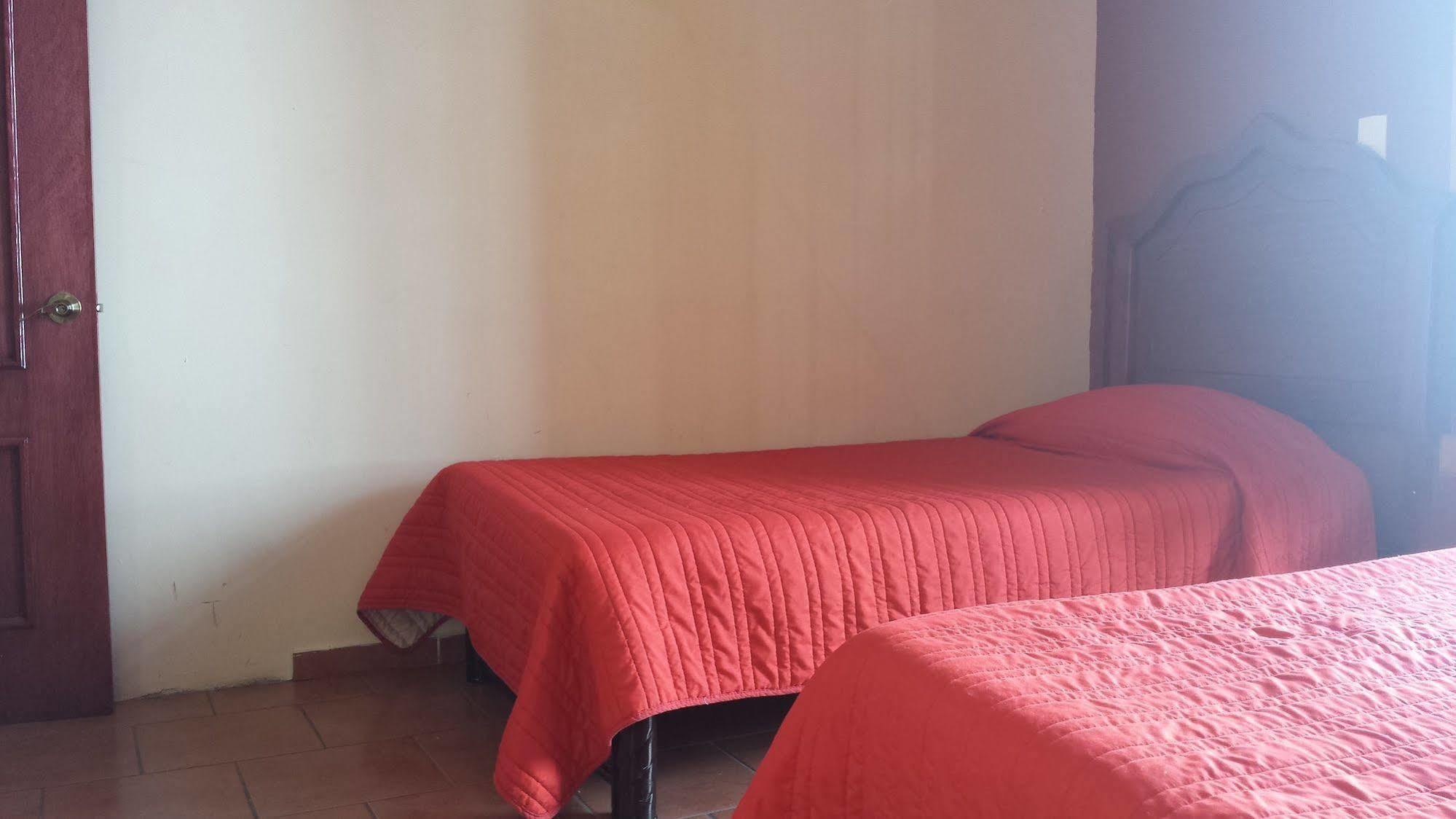 Oyo Hotel Angeles Zacatecas Luaran gambar
